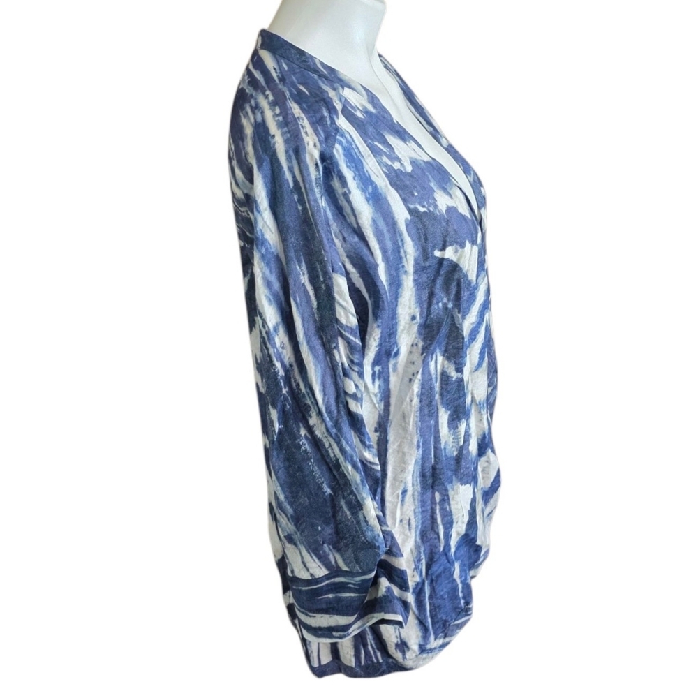 Chico's Shimmer Flyaway 3/4 Sleeve Cardigan Jacket Blue & White Size S - Picture 2 of 12